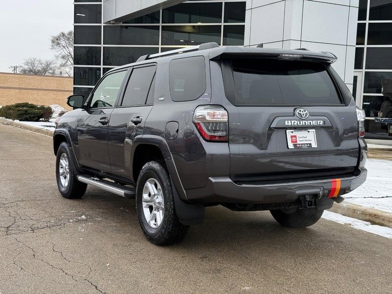 Used 2023 Toyota 4Runner SR5 image 5
