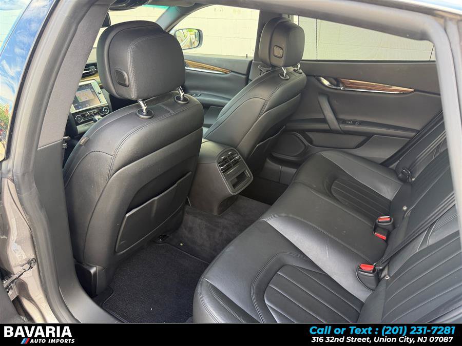 Used 2015 Maserati Quattroporte S Q4 AWD/4WD image 23