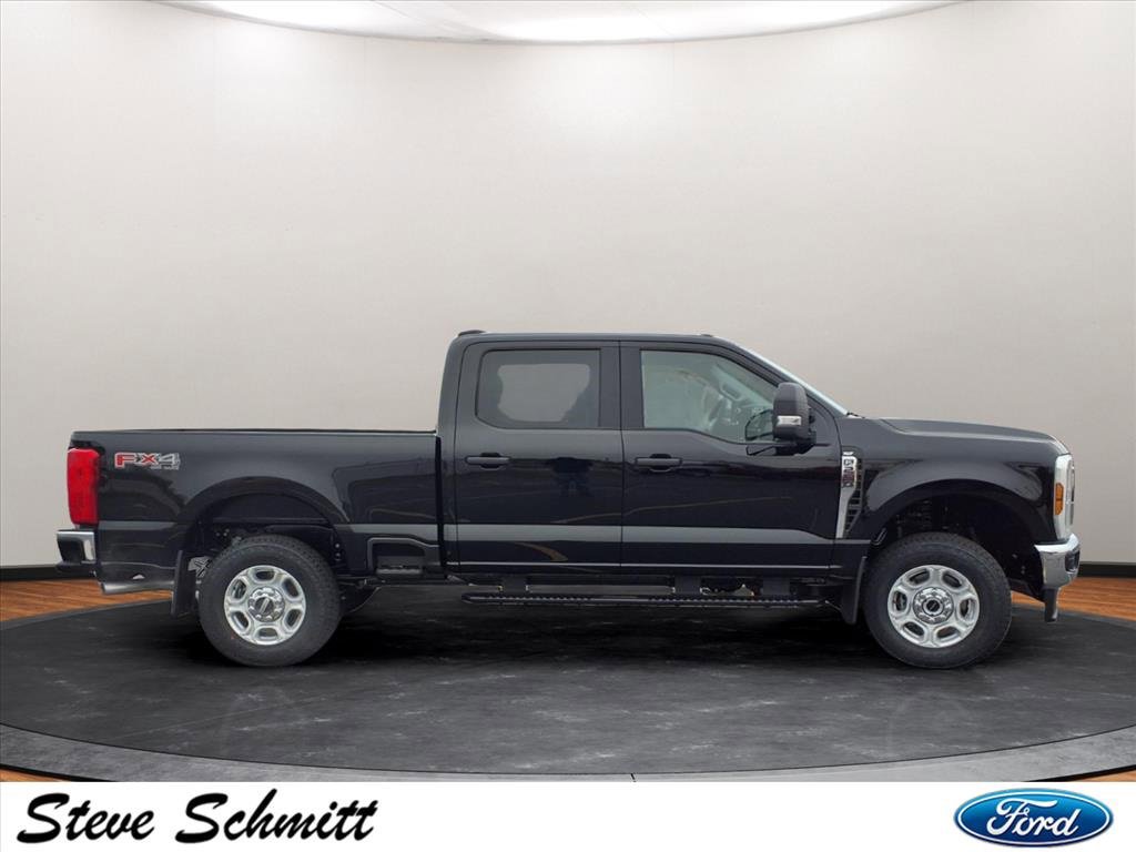 New 2026 Ford F250 XLT w/ FX4 Off-Road Package image 22