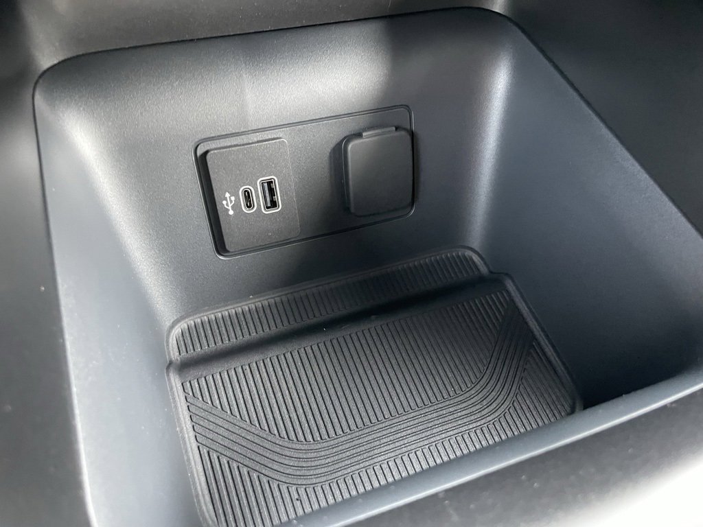 New 2026 Ford Explorer ST-Line w/ ST-Line Street Pack image 14