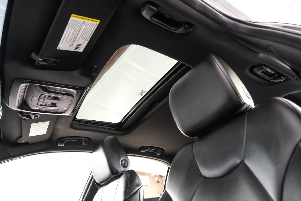 Used 2023 Cadillac CT4 Luxury w/ Sun And Sound Package RWD image 5