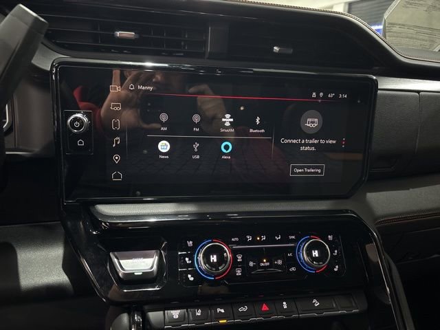 Used 2024 GMC Sierra 2500 AT4 w/ Technology Package image 20