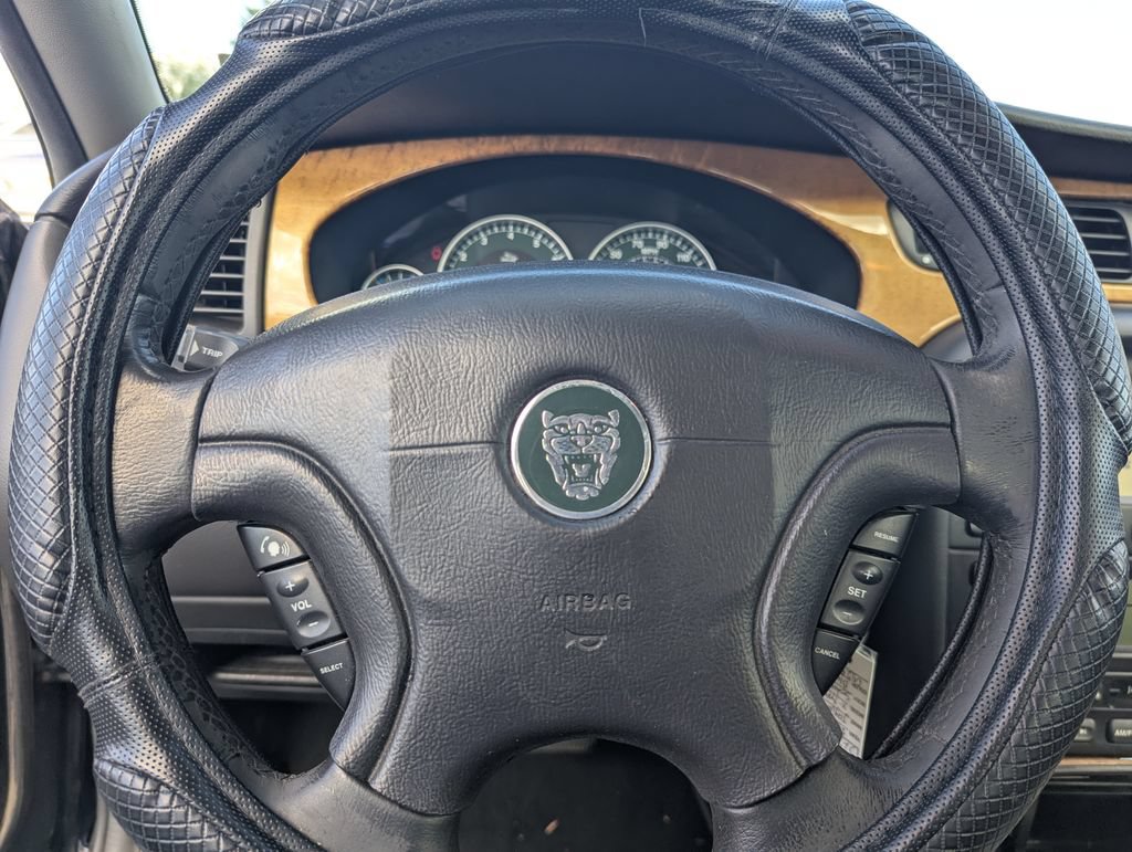 Used 2002 Jaguar X-TYPE 2.5 AWD/4WD image 18