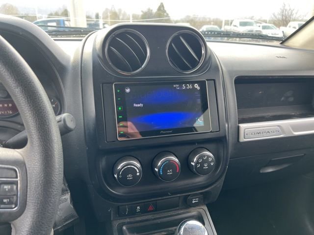 Used 2015 Jeep Compass Sport w/ Power Value Group image 4