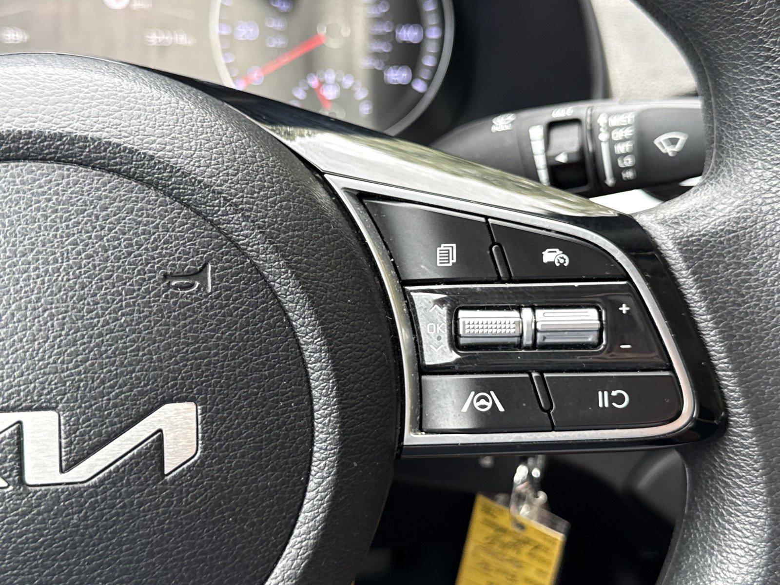Used 2023 Kia Forte LXS FWD image 19