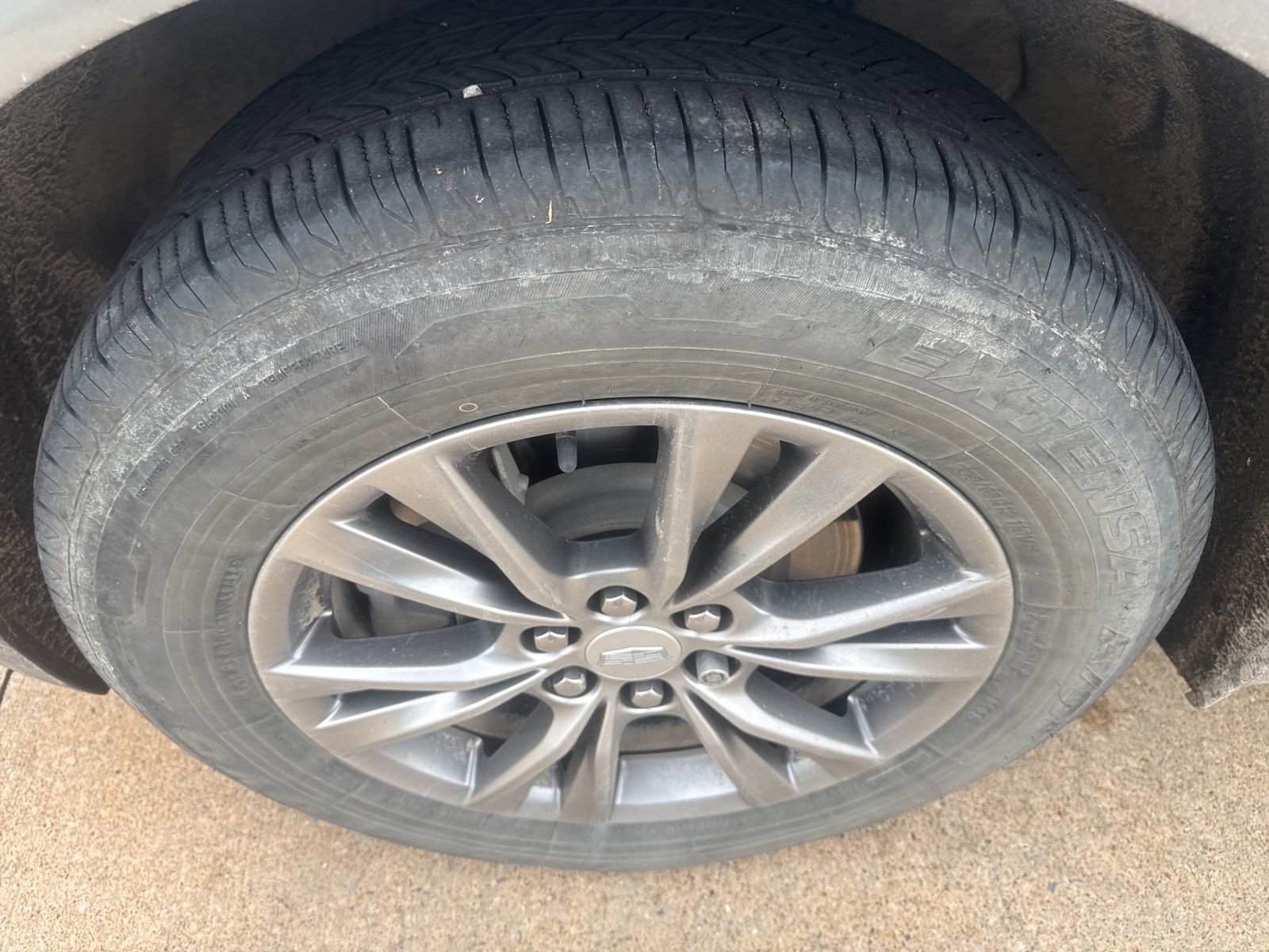 Used 2023 Cadillac XT5 Premium Luxury image 6