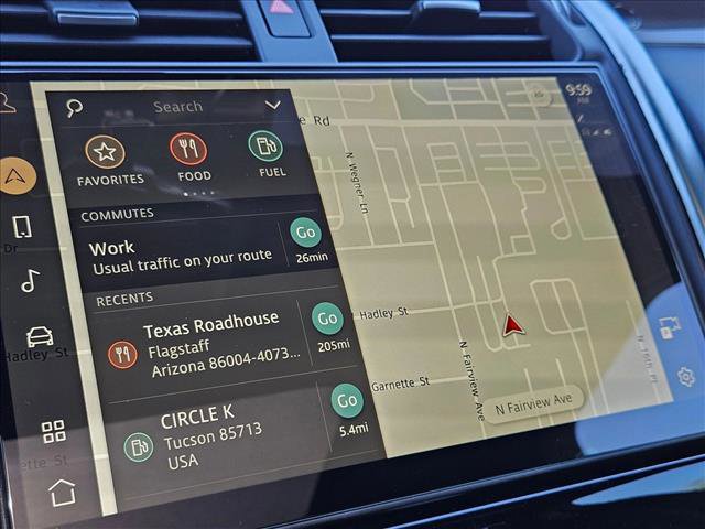 Used 2024 Land Rover Discovery Metropolitan Edition image 14