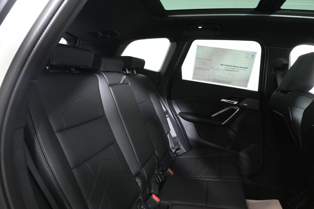 New 2027 BMW X1 xDrive28i AWD/4WD image 30