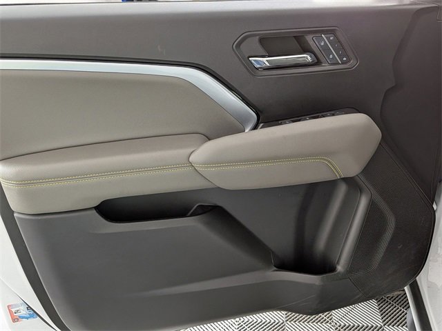 Used 2024 Chevrolet Colorado ZR2 w/ ZR2 Convenience Package III image 10