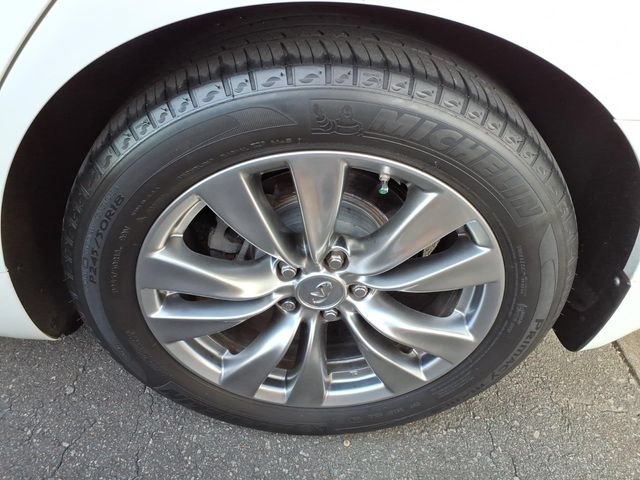 Used 2011 INFINITI M37 w/ Premium Pkg RWD image 12
