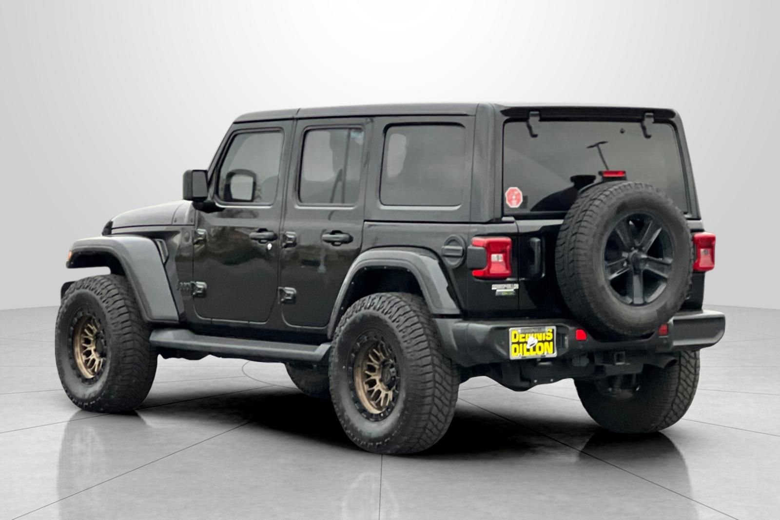 Used 2021 Jeep Wrangler Unlimited Sahara image 6