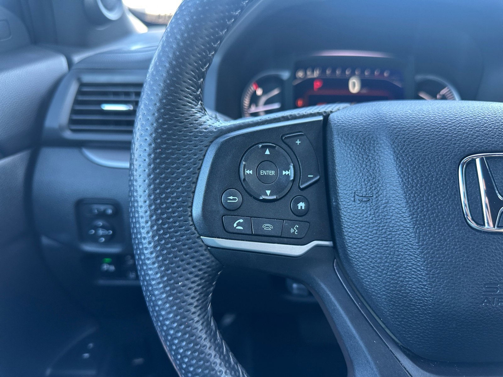 Used 2023 Honda Passport EX-L image 20