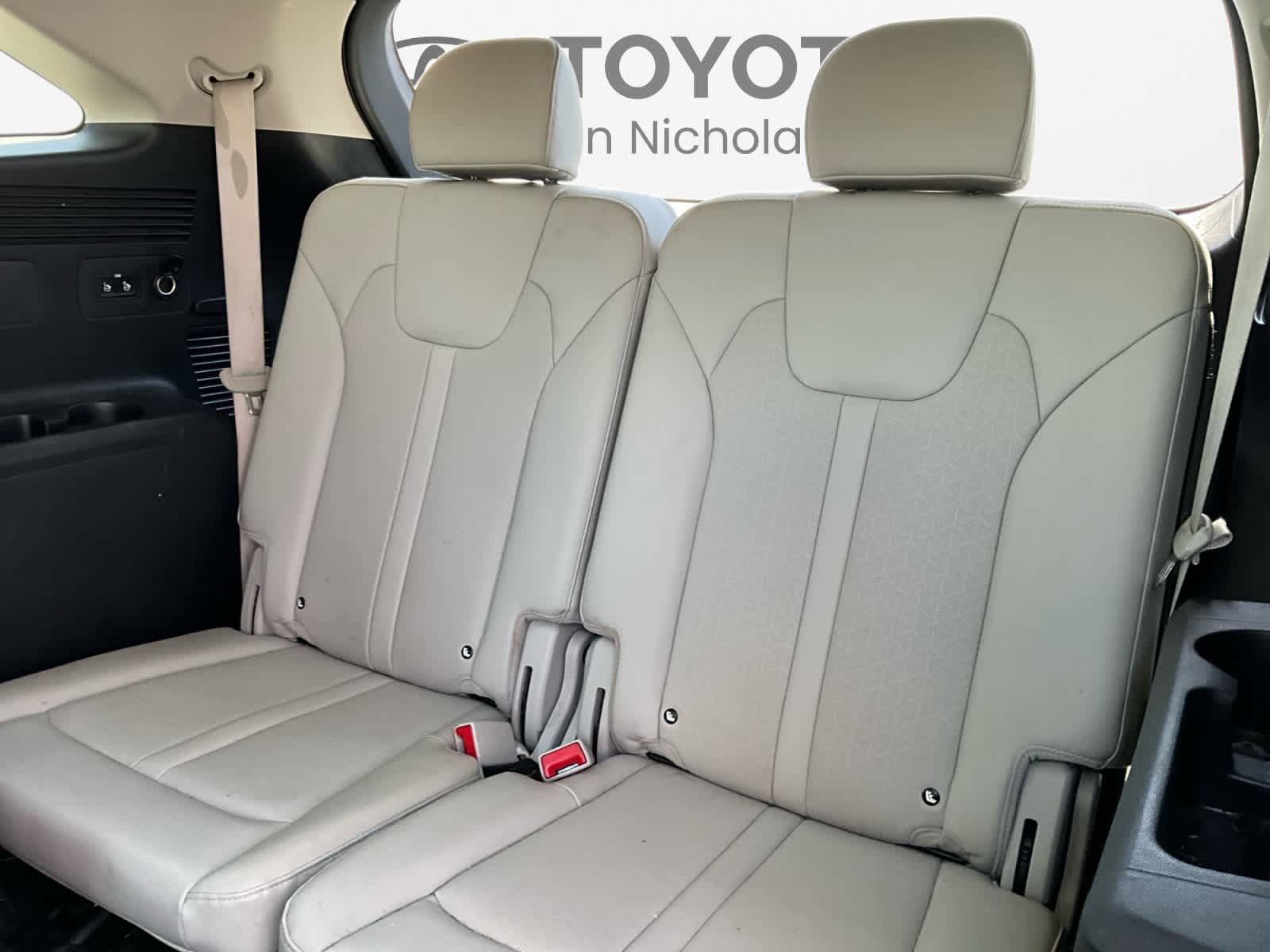 Used 2022 Kia Sorento S FWD image 23