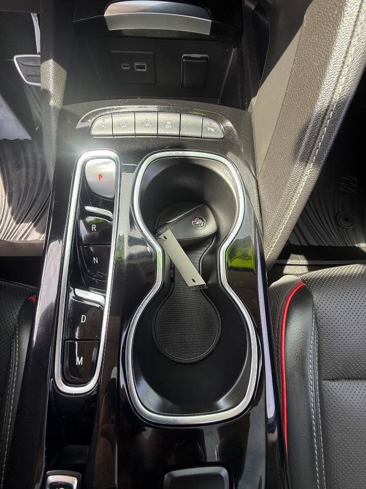 Used 2022 Buick Envision Essence w/ Sport Touring Package AWD/4WD image 21
