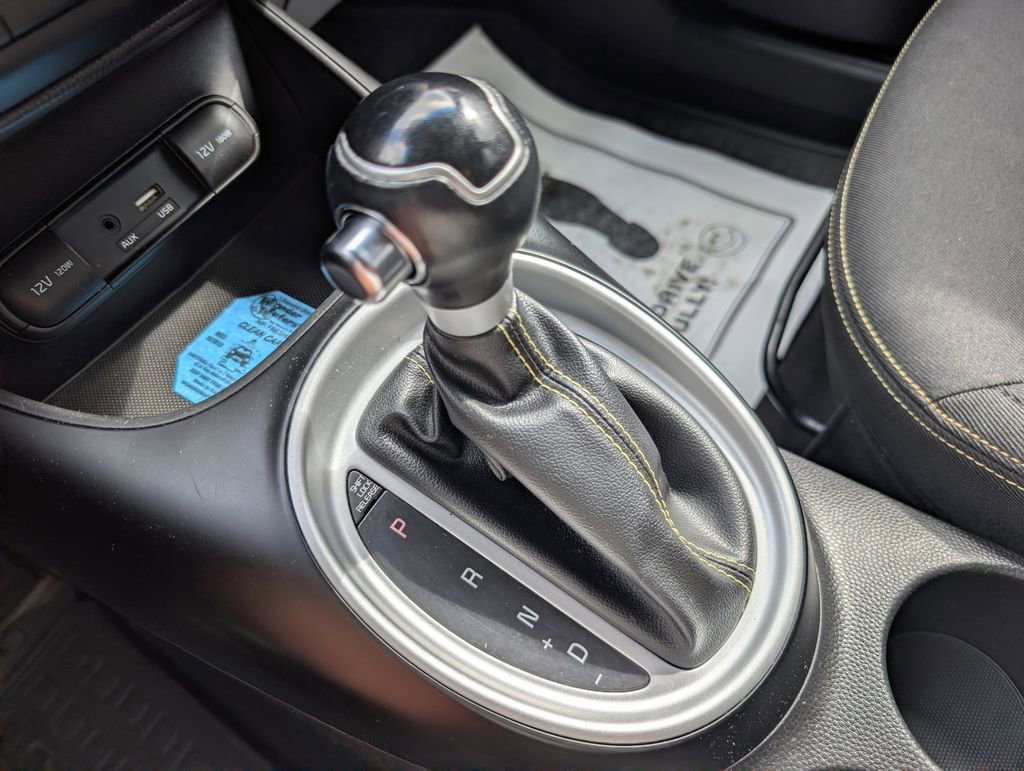 Used 2016 Kia Soul + w/ Designer's Package image 26