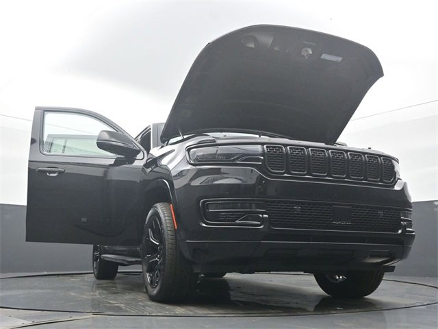 Used 2025 Jeep Wagoneer Series II image 60