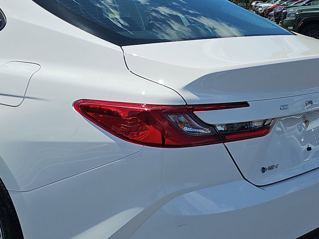 Used 2026 Toyota Camry LE FWD image 38