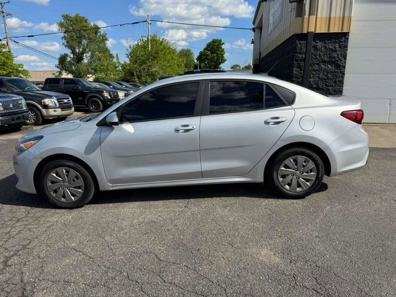 Used 2019 Kia Rio S FWD image 2