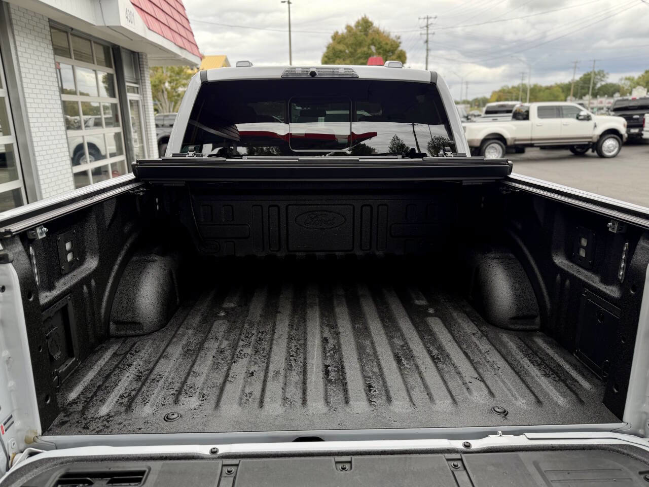 Used 2025 Ford F150 Raptor w/ Equipment Group 803A Raptor R image 17