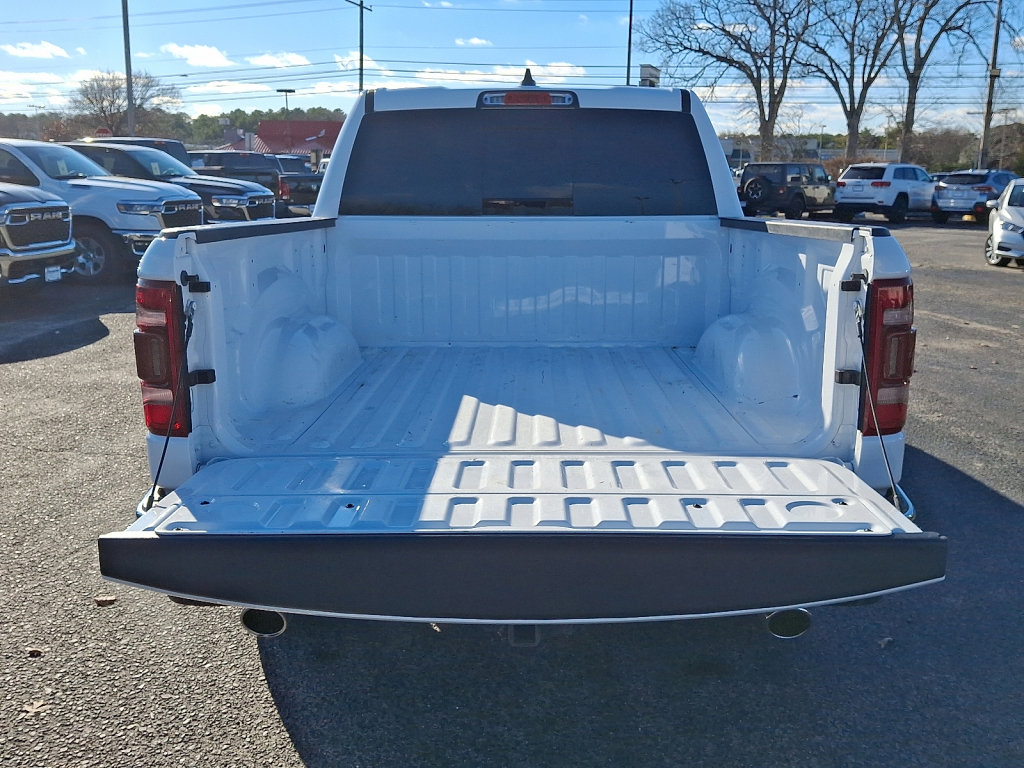 Used 2022 RAM 1500 Laramie AWD/4WD image 17