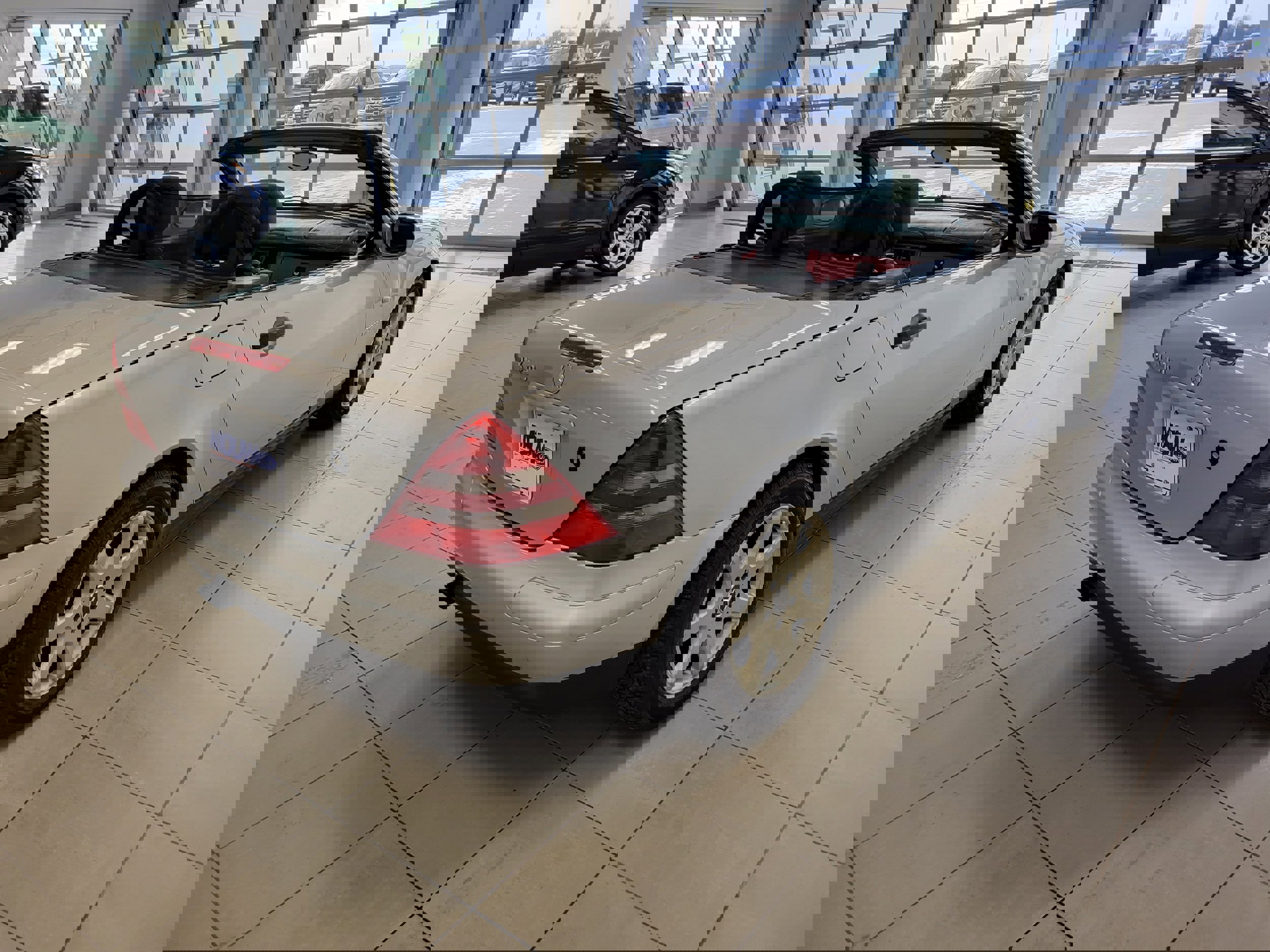 Used 1998 Mercedes-Benz SLK 230 image 5