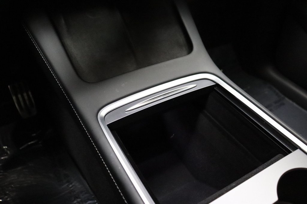 Used 2022 Tesla Model Y Performance AWD/4WD image 44