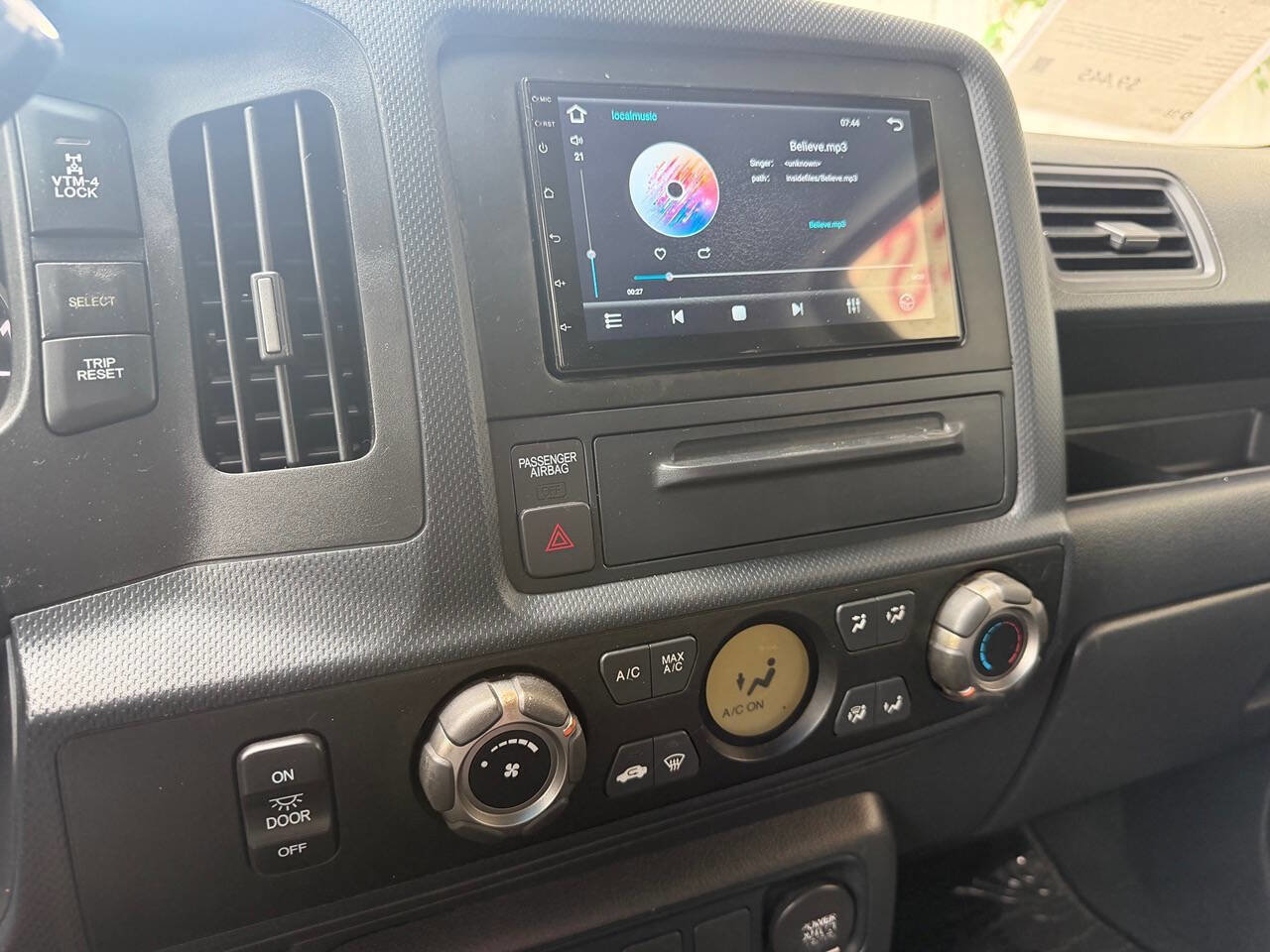 Used 2010 Honda Ridgeline RT image 23