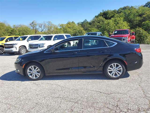 Used 2016 Chrysler 200 Limited w/ Convenience Group image 7
