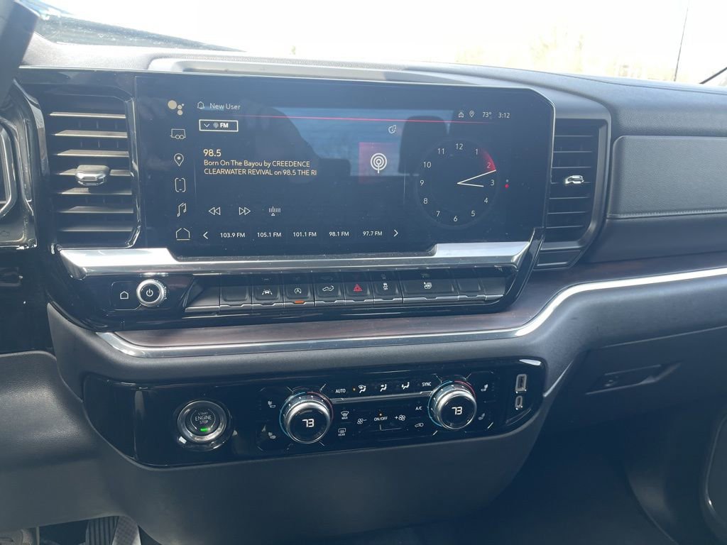 Used 2024 GMC Sierra 1500 SLT AWD/4WD image 19