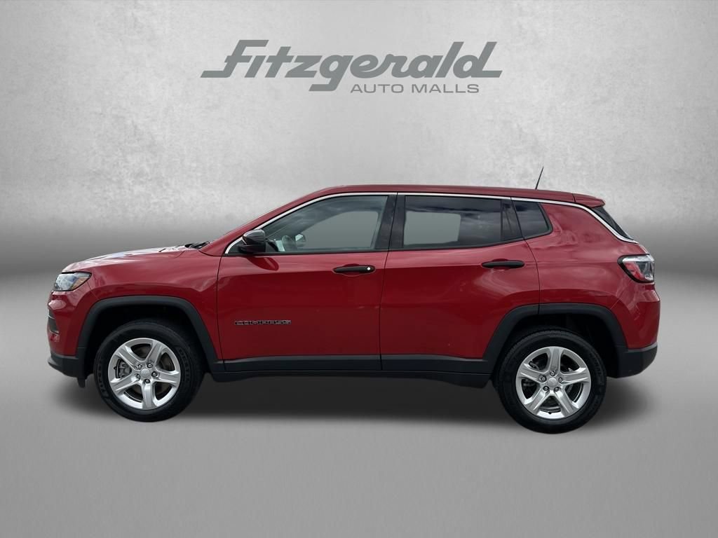 Used 2023 Jeep Compass Sport AWD/4WD image 8