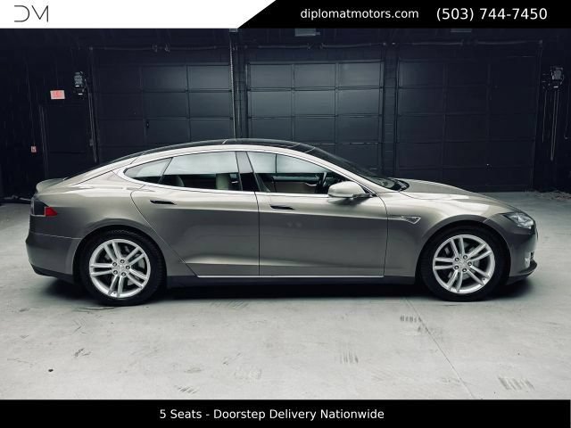 Used 2015 Tesla Model S 70D AWD/4WD image 7