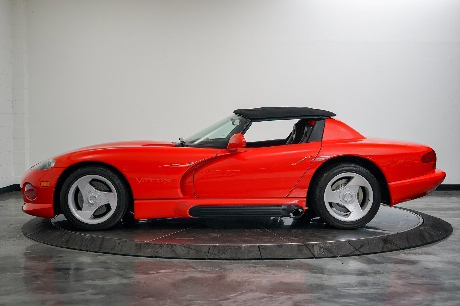 Used 1993 Dodge Viper RT/10 image 15