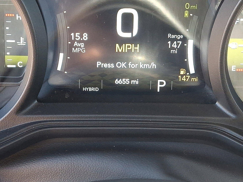 Used 2025 Jeep Wrangler Unlimited Sahara AWD/4WD image 5