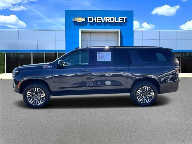 Used 2025 Chevrolet Suburban Z71 AWD/4WD image 6
