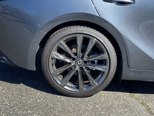 New 2025 Lexus IS 350 F Sport w/ Accessory Package image 10