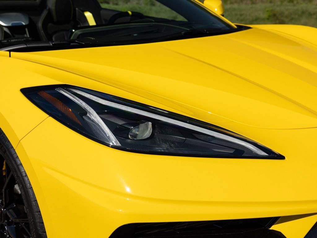 Used 2026 Chevrolet Corvette Stingray Premium Conv w/ Z51 Performance Package RWD image 14