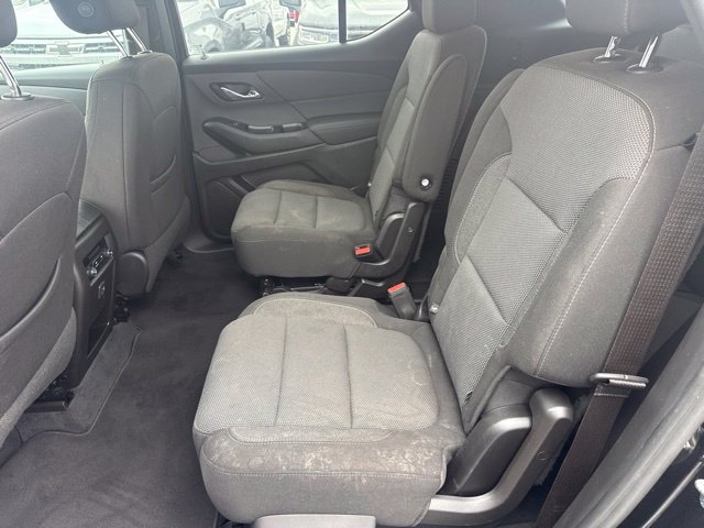 Used 2022 Chevrolet Traverse LT FWD image 27