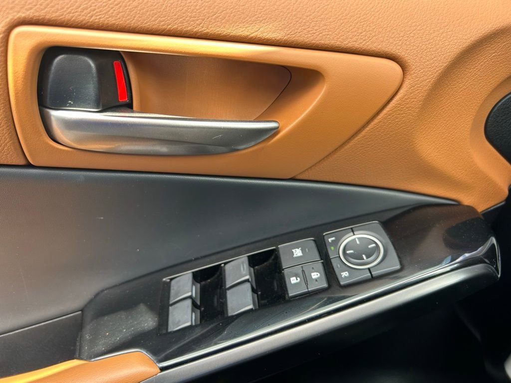 Used 2024 Lexus IS 350 F Sport image 28