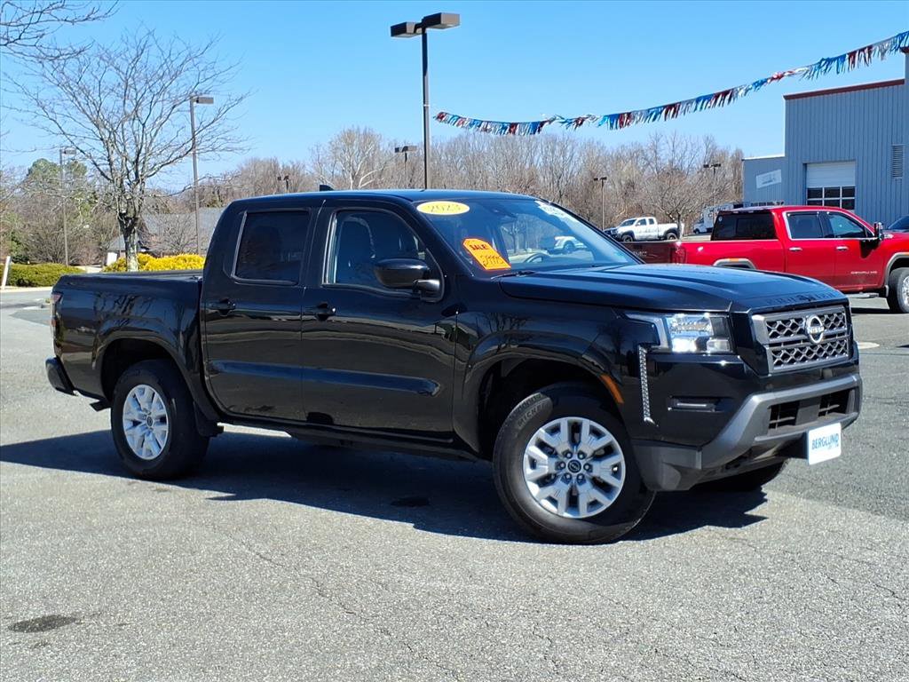 Used 2023 Nissan Frontier SV
