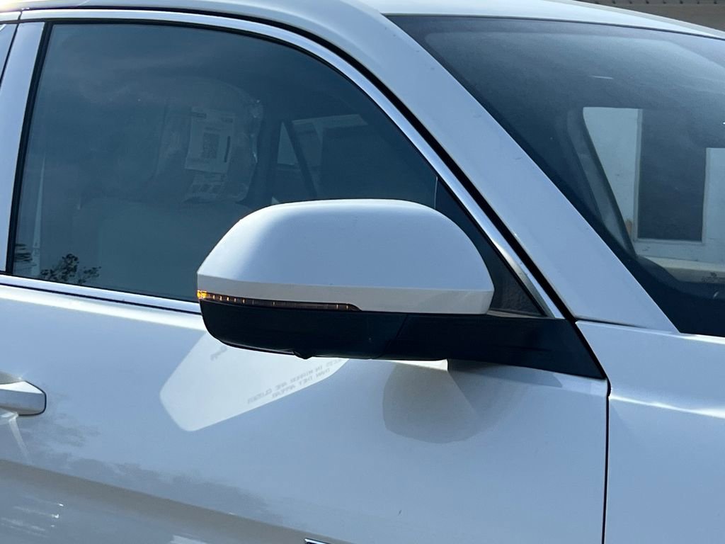 New 2026 Volkswagen Atlas Cross Sport SEL Premium R-Line image 7