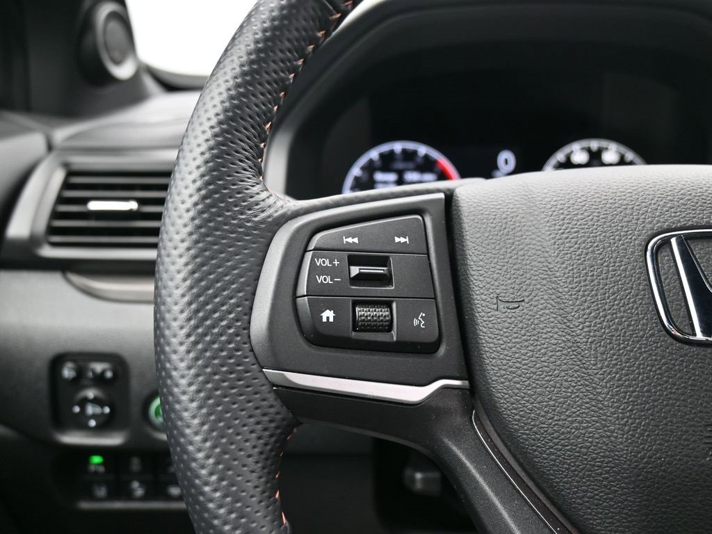 Certified 2025 Honda Ridgeline TrailSport image 49