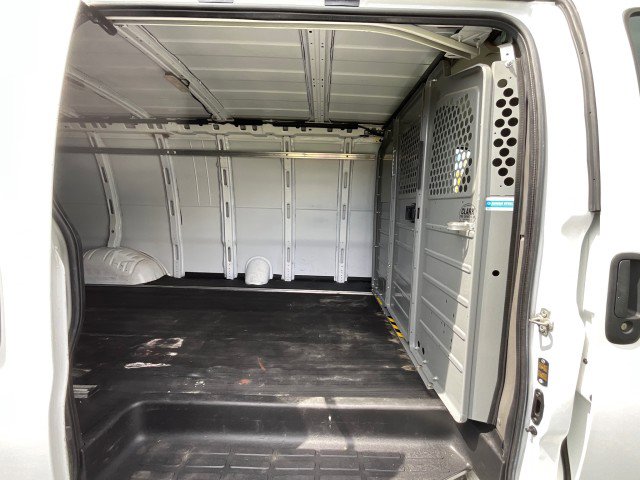 Used 2020 Chevrolet Express 3500 Extended w/ Driver Convenience Package image 24