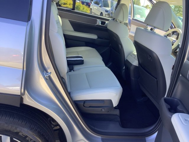 New 2026 Hyundai Santa Fe SEL FWD image 16
