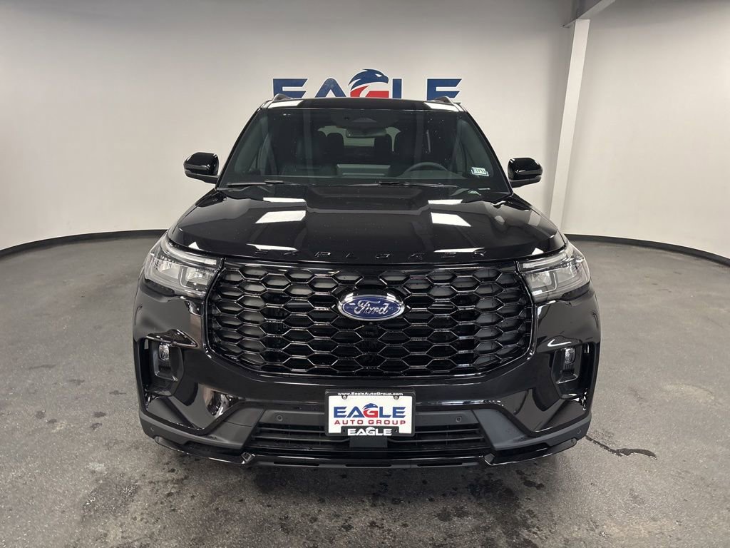 New 2026 Ford Explorer ST-Line AWD/4WD image 3