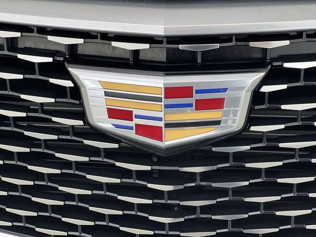 Used 2025 Cadillac XT6 Luxury image 32