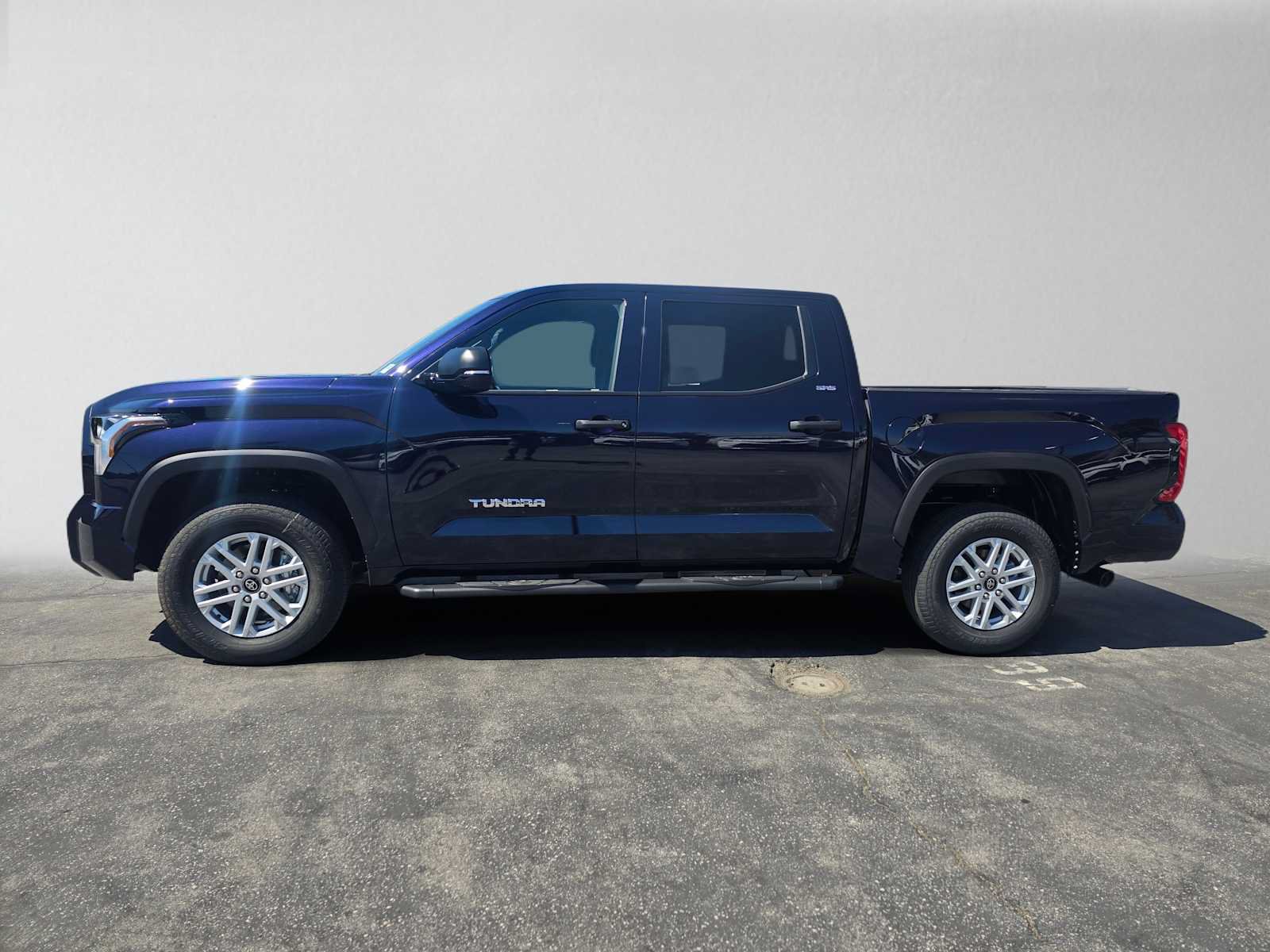 New 2026 Toyota Tundra SR5 w/ SR5 Convenience Package AWD/4WD image 6