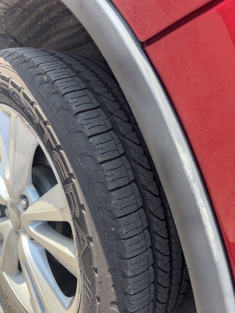 Used 2018 Alfa Romeo Giulia AWD image 2