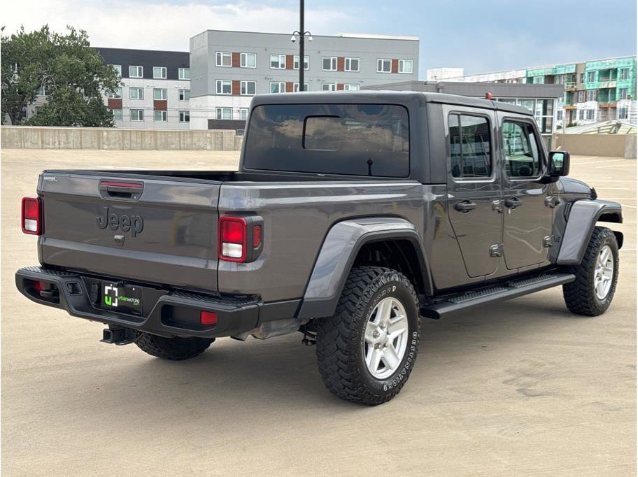 Used 2021 Jeep Gladiator Sport image 8