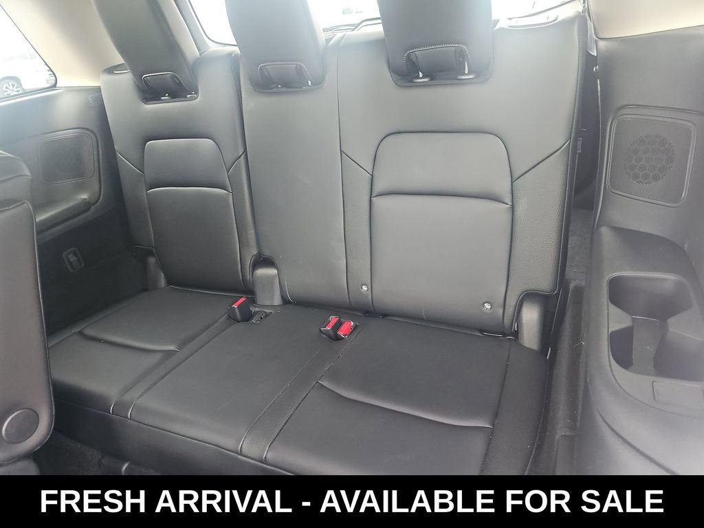 Used 2025 Nissan Pathfinder SL w/ SL Premium Package image 15
