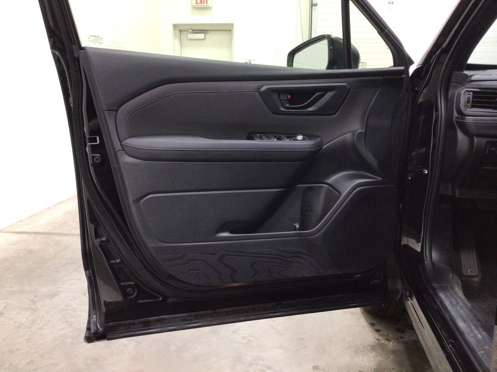 Used 2024 Subaru Ascent Premium w/ Convenience Package AWD/4WD image 16